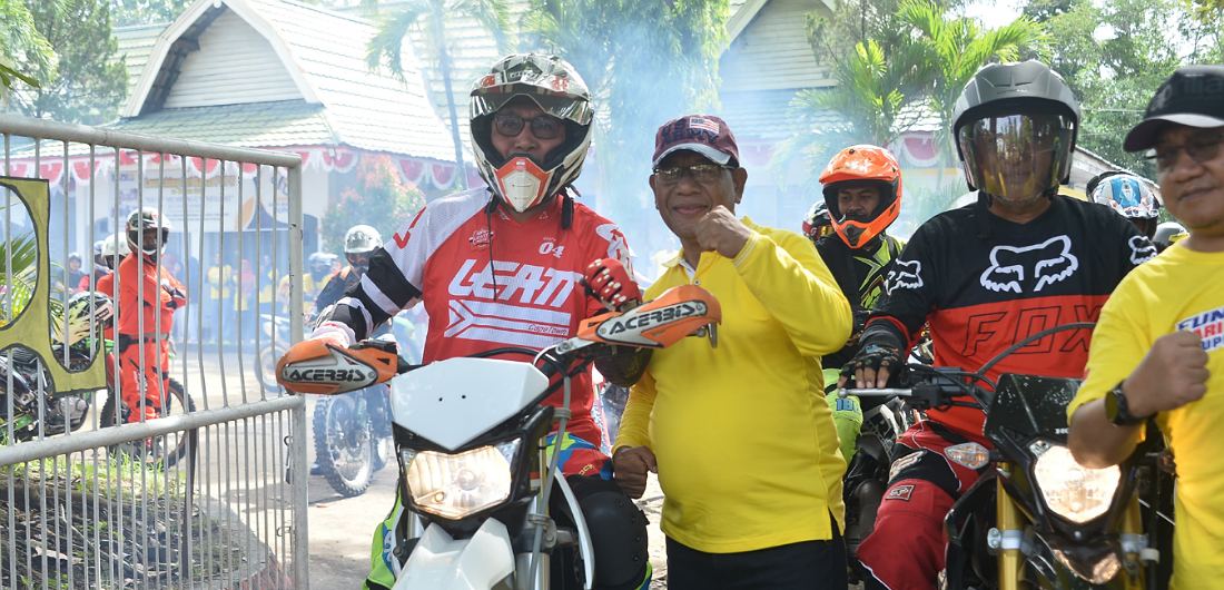 Hari Bakti PUPR, Wabup Dahlan Ikuti Fun Trabas dan Baksos