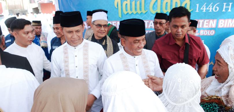 Jajaran Pemkab Bima Shalat Idul Adha di Lapangan Kara Bolo